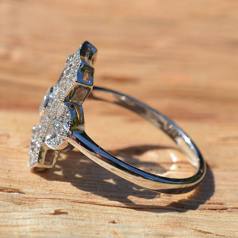 Design Hollow-out High-grade Ring