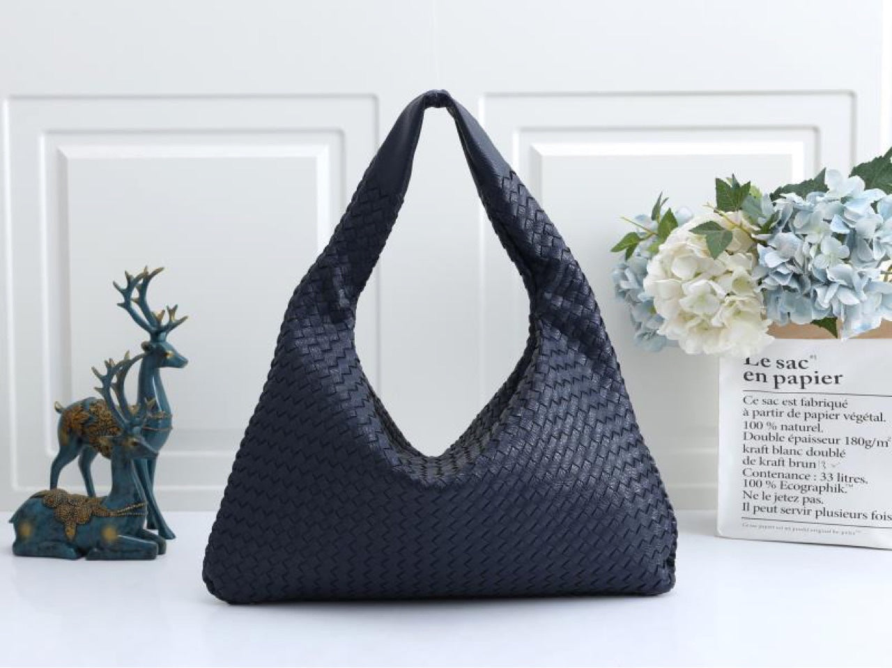 Factory Outlet Hand Woven Moon Bag Fashion Handheld One Shoulder Ladies Bag